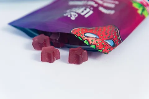 Sour Mixed Berry — Open pouch